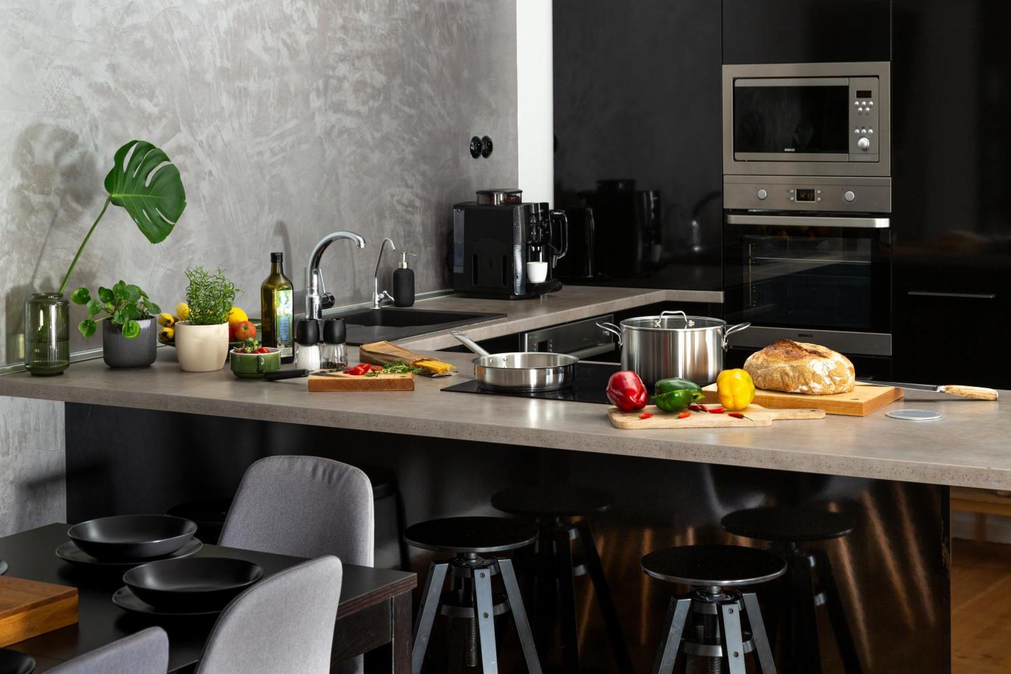 Evergreen - Old Town Spacious Stylish Apartment With Ac And One And A Half Bath, Baby & Kid- Friendly Bratislava Exteriör bild
